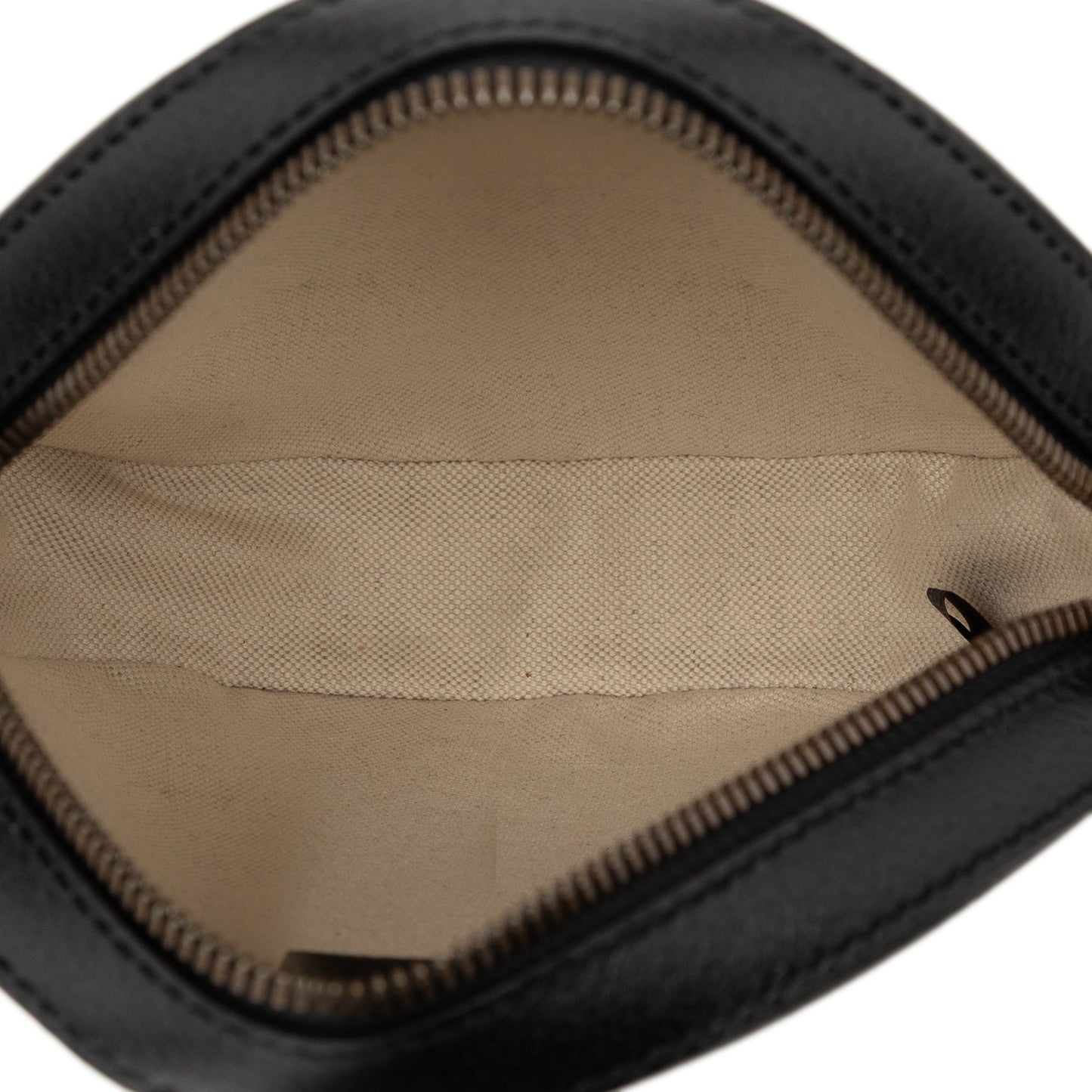 Gucci GG Marmont Velvet Round Crossbody