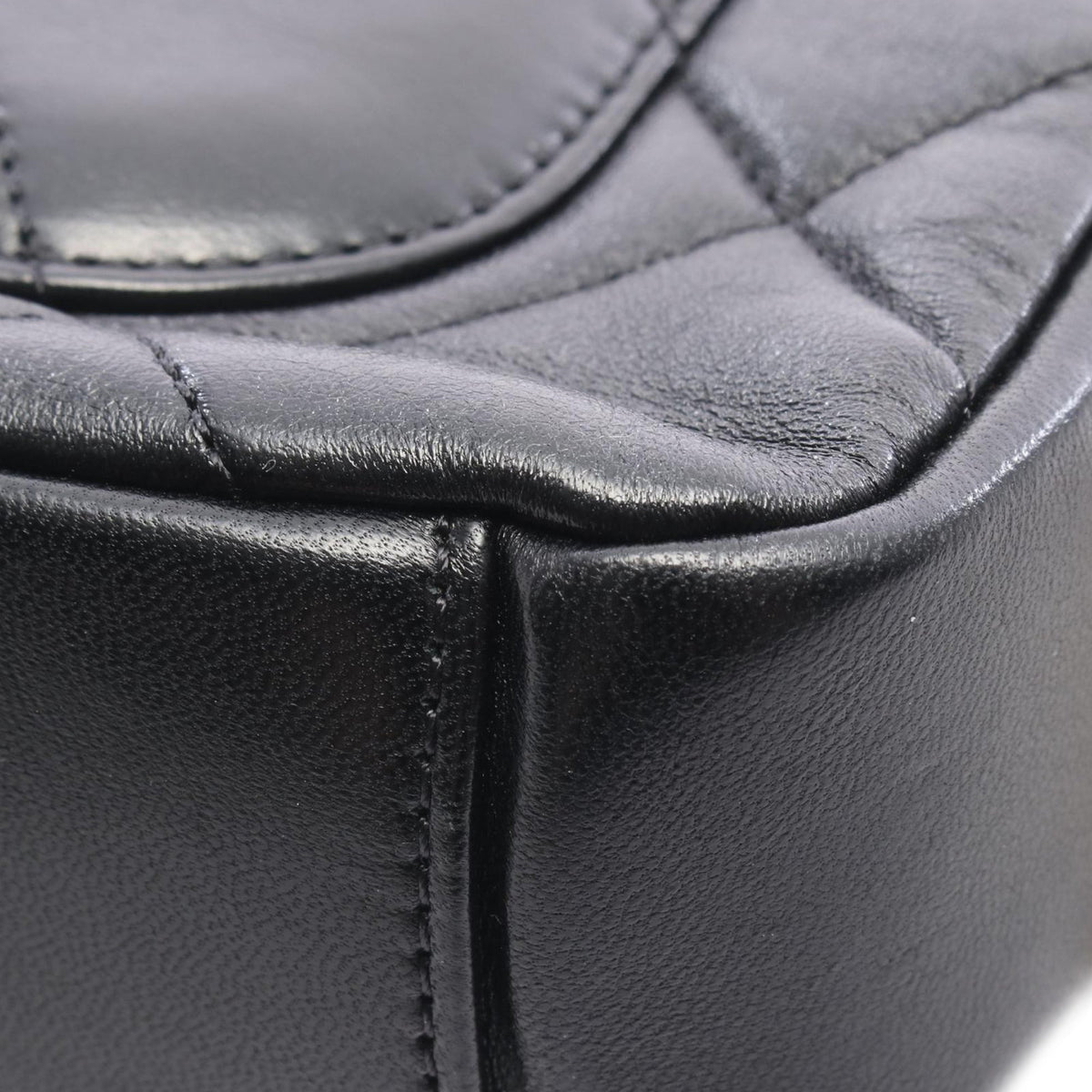 Chanel CC Quilted Lambskin Single Flap