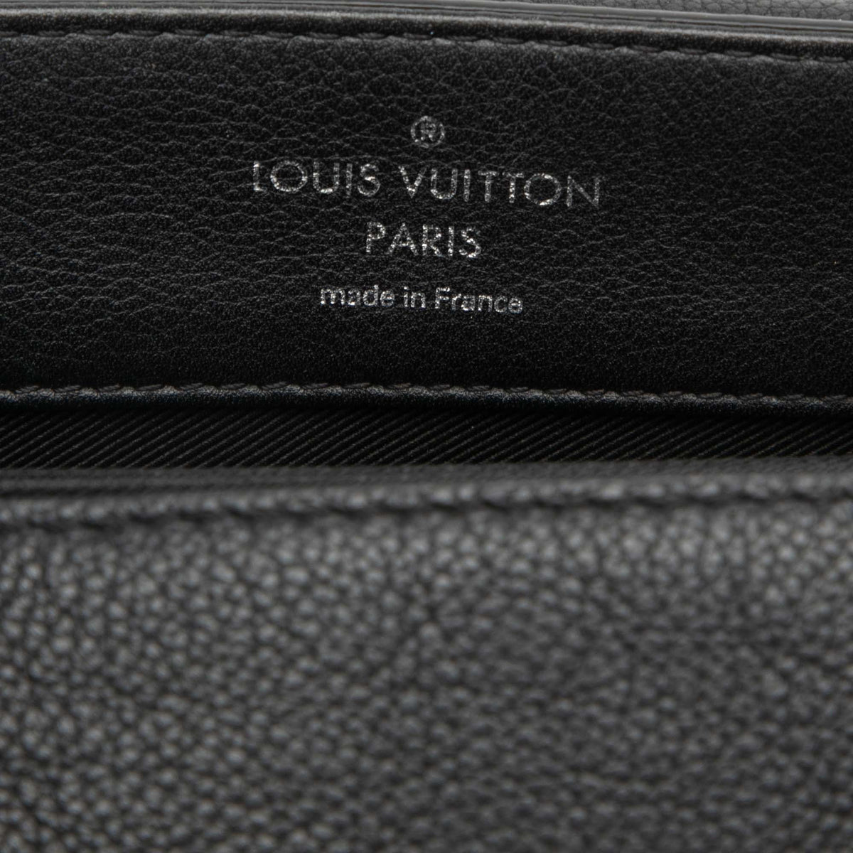 Louis Vuitton Leather Lockme II