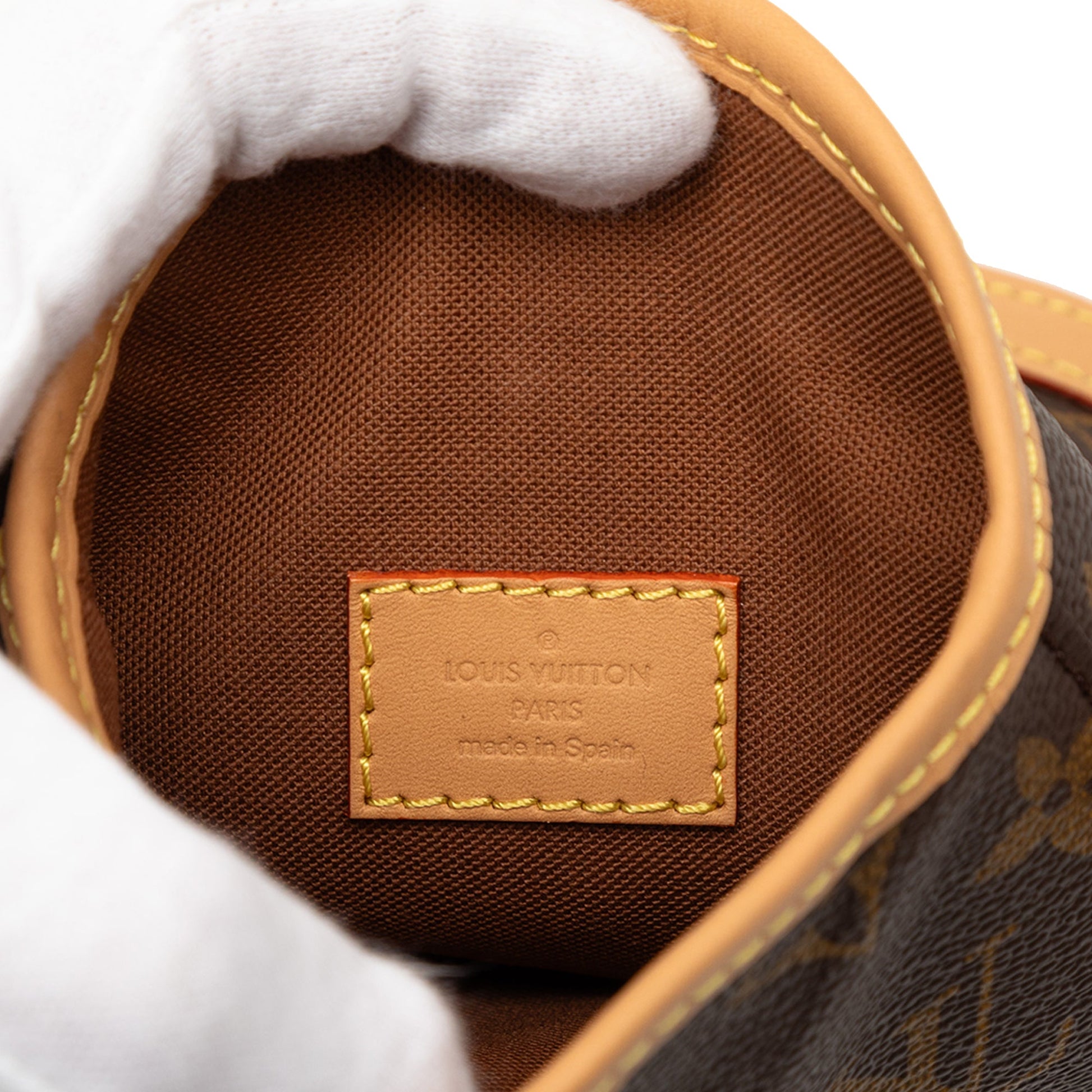 Louis Vuitton Monogram Fold Me Pouch