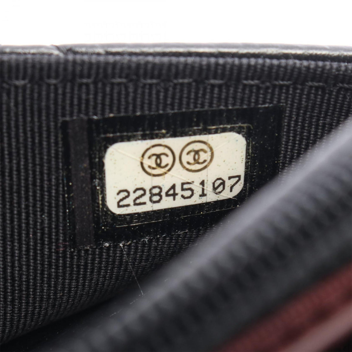 Chanel Classic Caviar Wallet On Chain