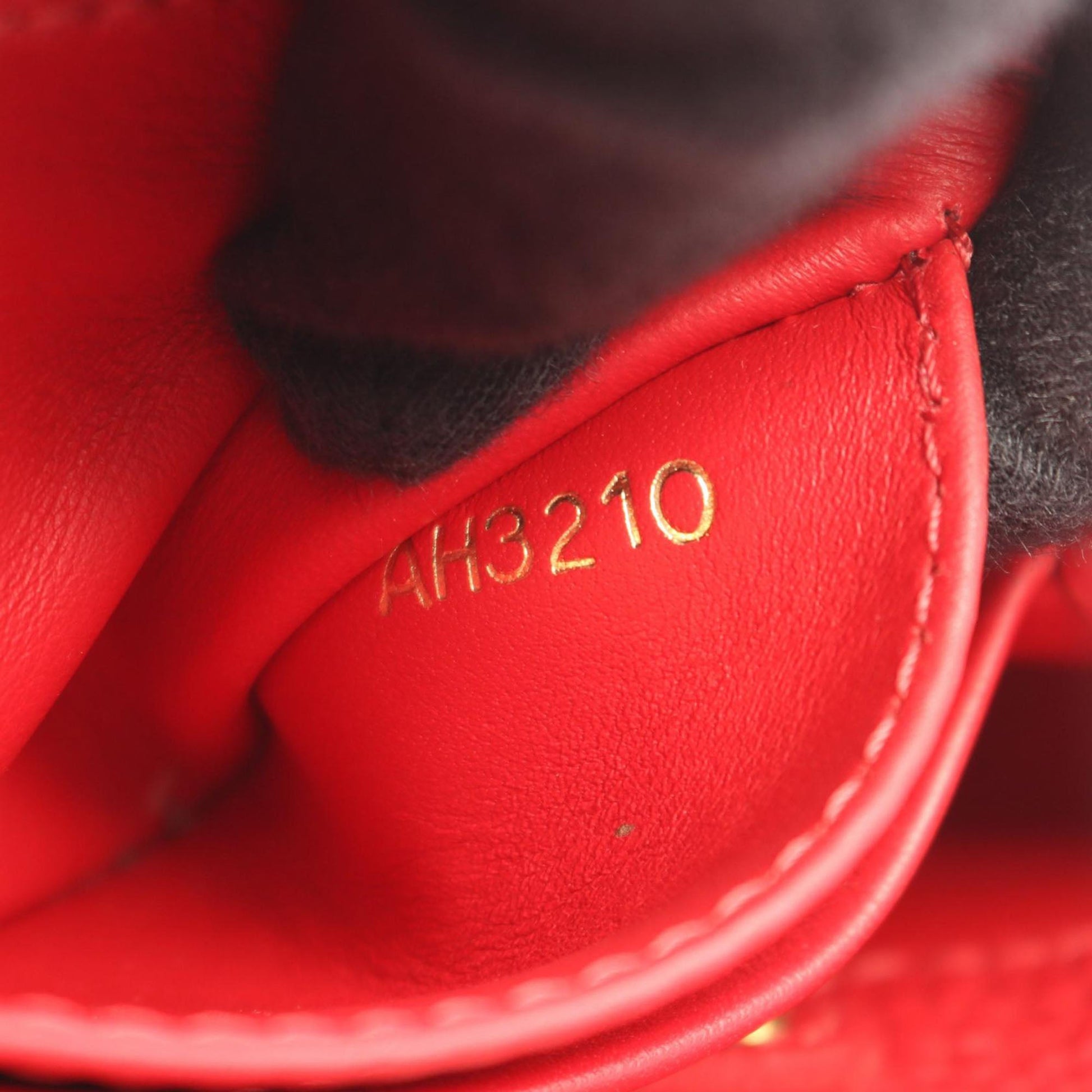 Louis Vuitton Taurillon Mini Capucines