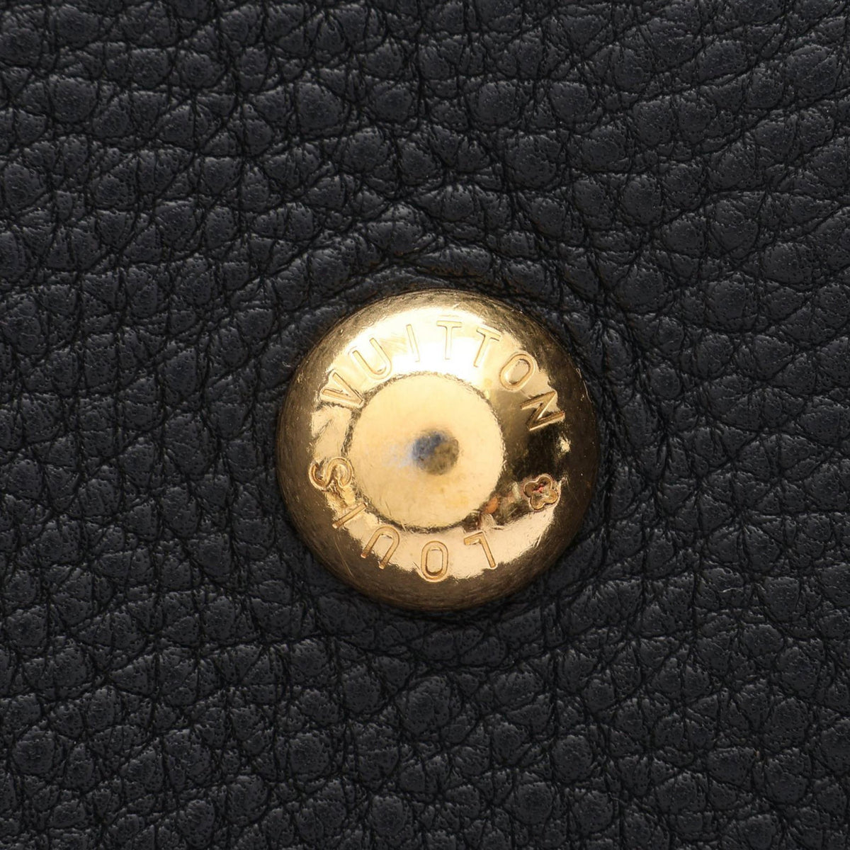 Louis Vuitton Monogram Mahina L — Black