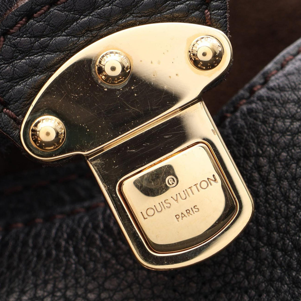 Louis Vuitton Monogram Mahina L — Black