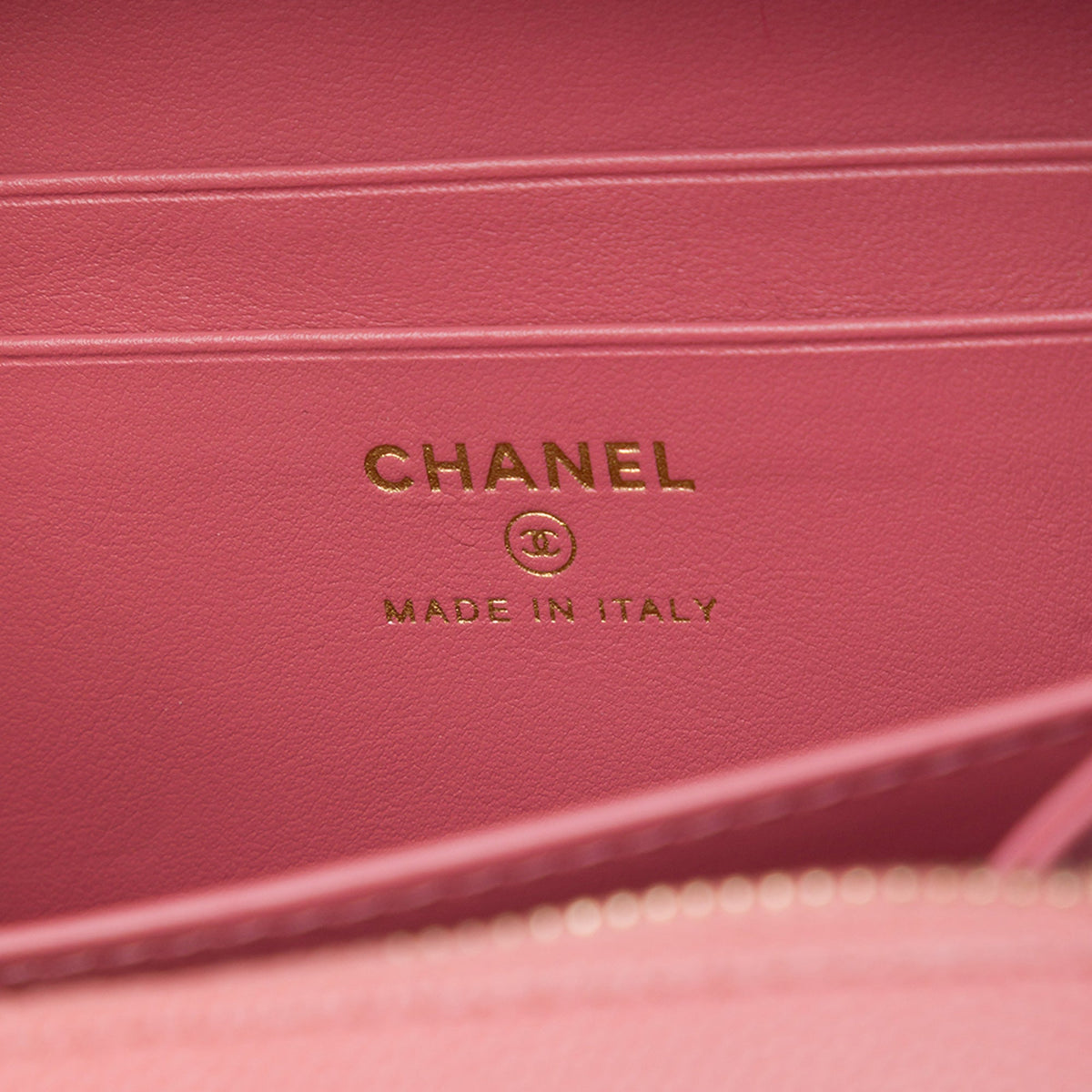 Chanel Caviar CC Filigree Vanity Clutch with Chain — Pink