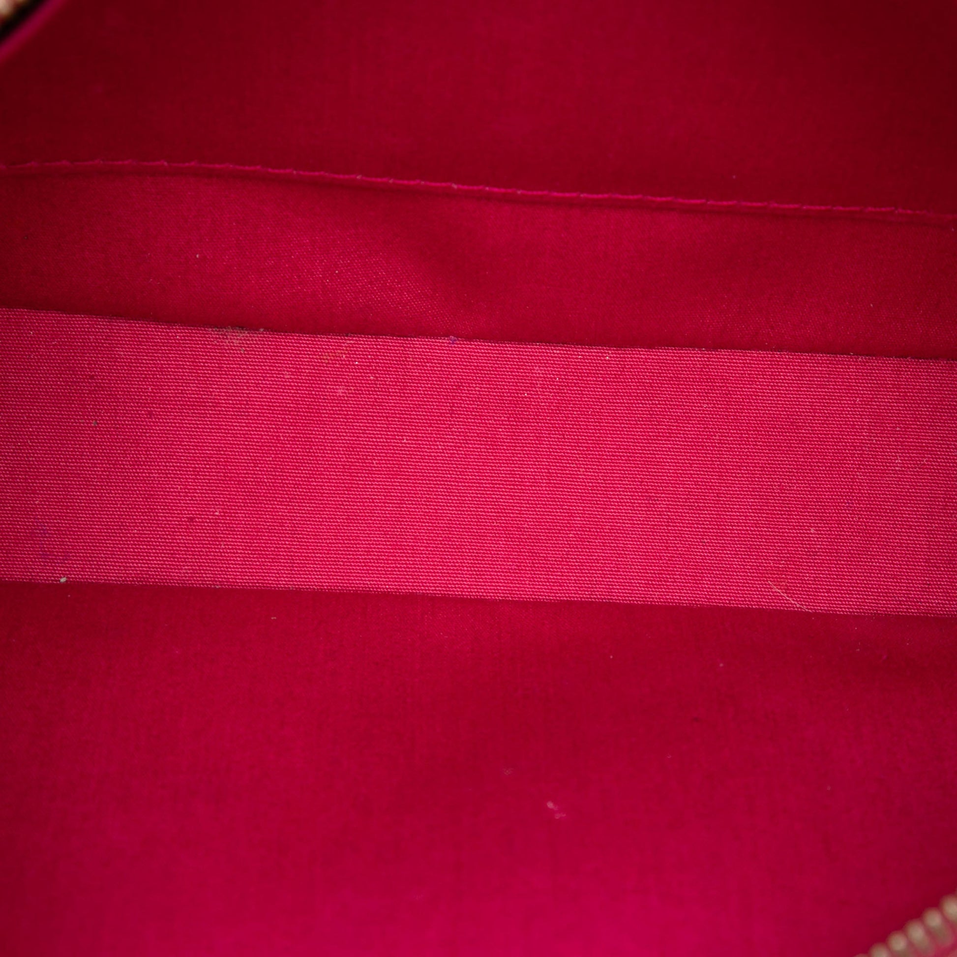 Louis Vuitton Monogram Vernis Pochette Accessoires