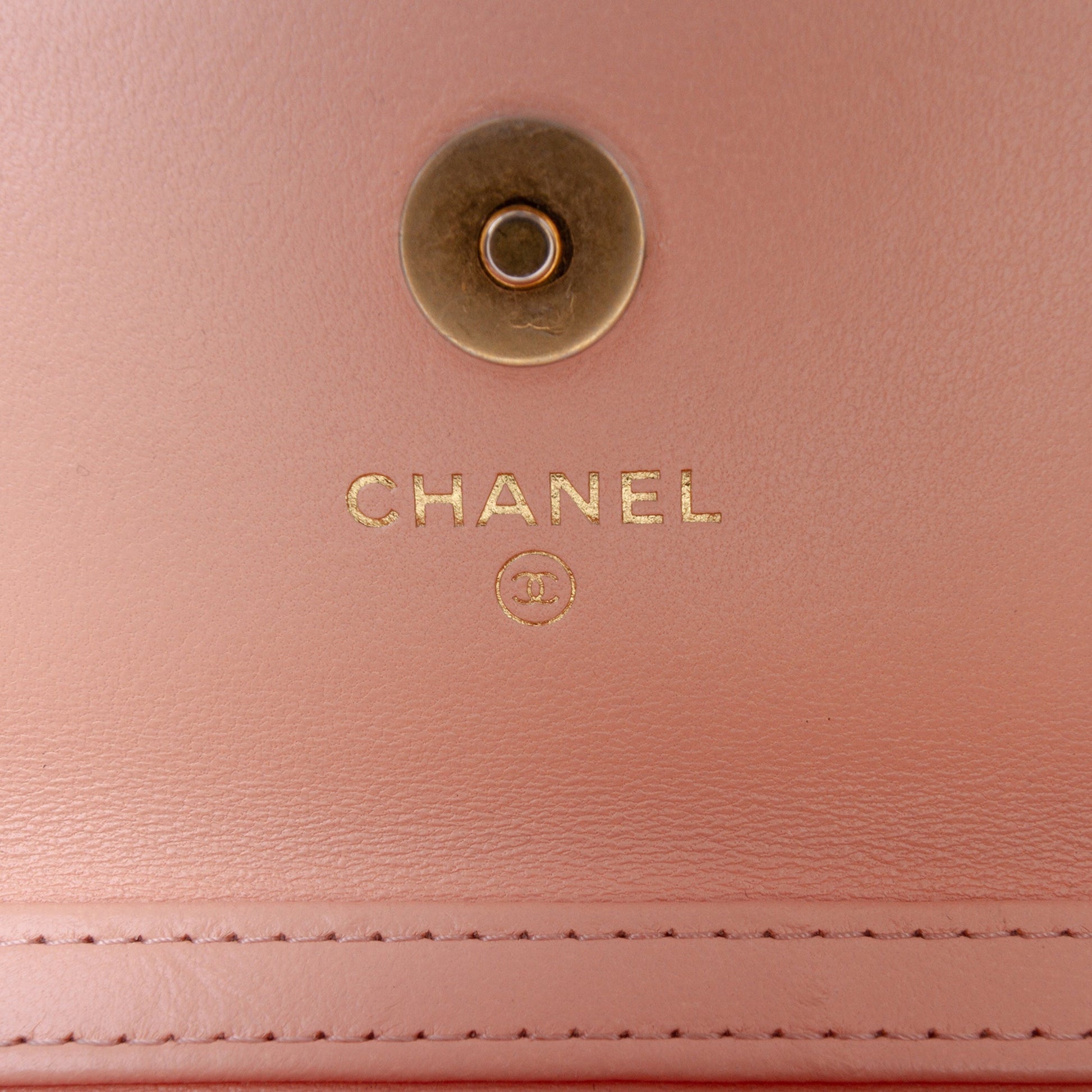 Chanel Quilted Lambskin 19 Wallet on Chain