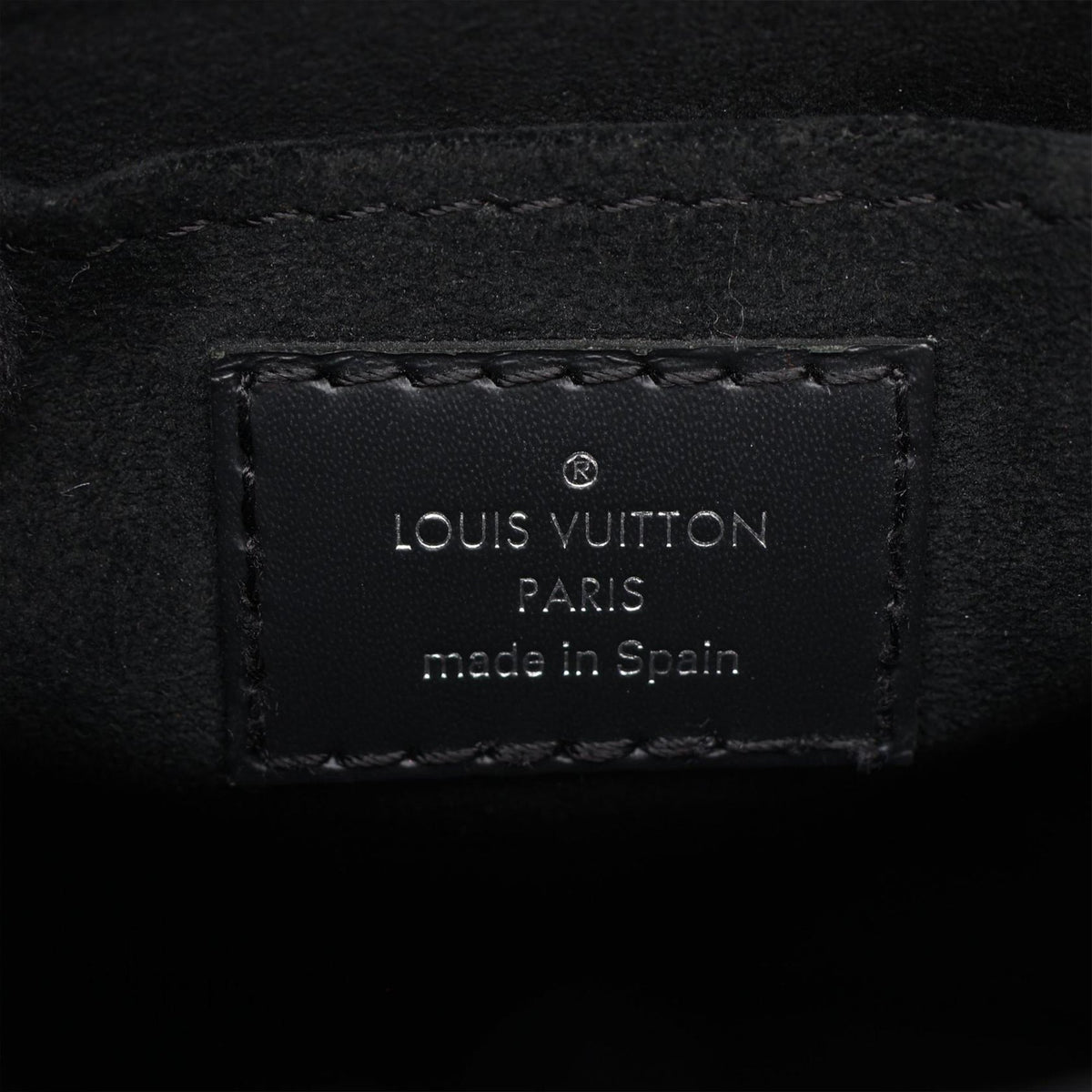 Louis Vuitton Epi Petit Sac Plat