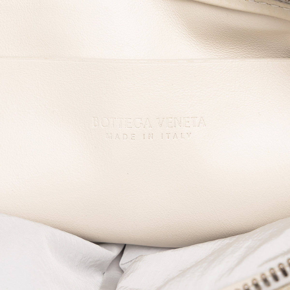 Bottega Veneta Nappa Maxi Intrecciato Padded Square Wristlet Pouch — White