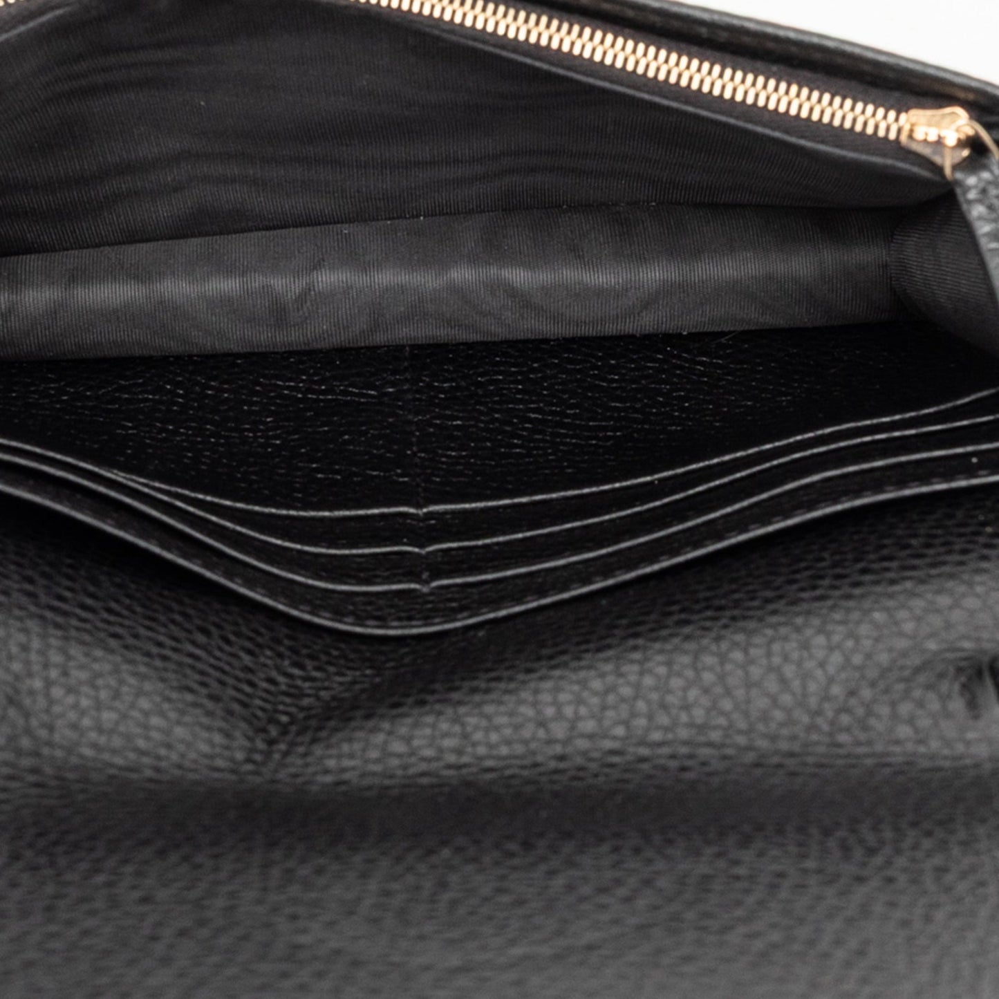 Gucci Pebbled Calfskin Soho Wallet On Chain