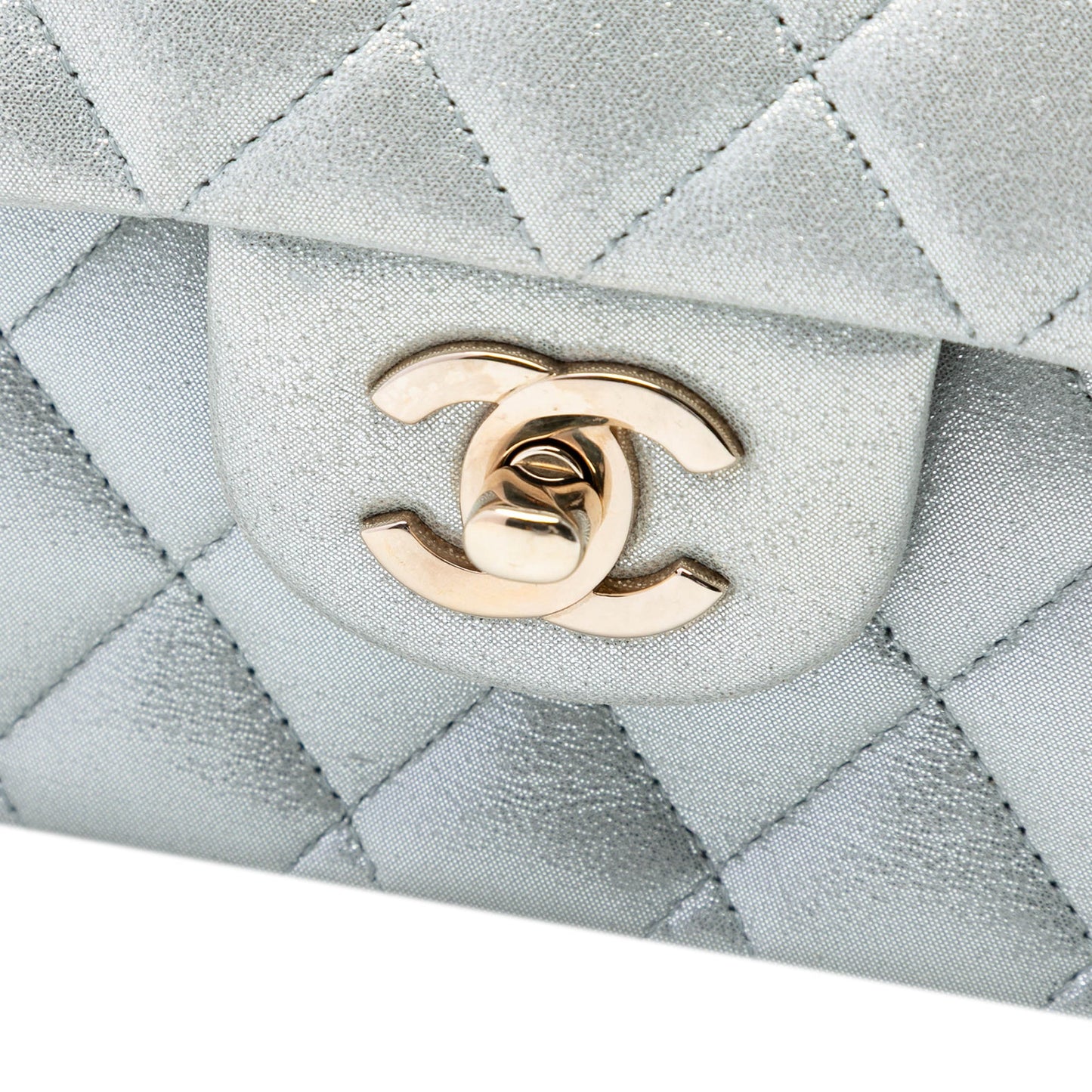 Medium Classic Iridescent Lambskin Double Flap