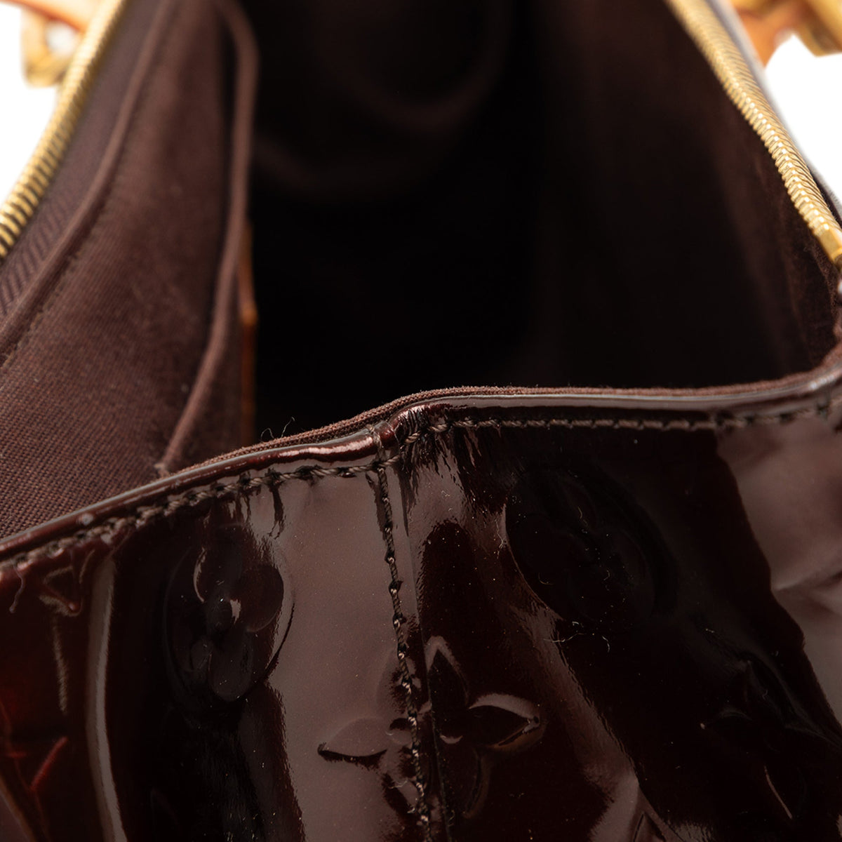 Louis Vuitton Monogram Vernis Rosewood Avenue — Red