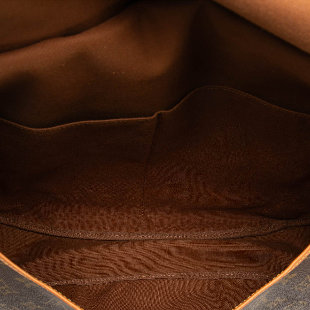 Louis Vuitton Monogram Saumur 43