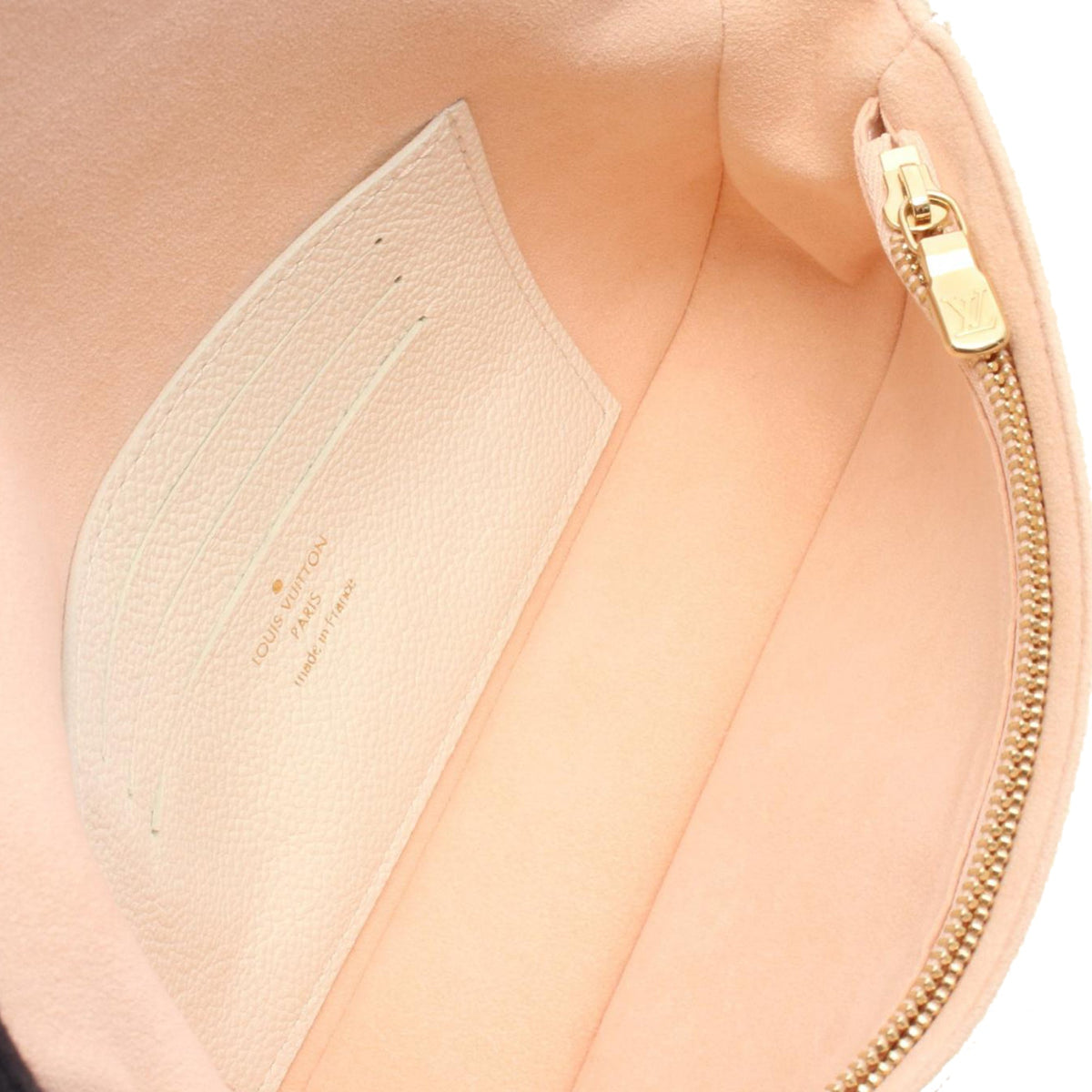 Louis Vuitton Monogram Empreinte Giant Ivy Wallet on Chain — White