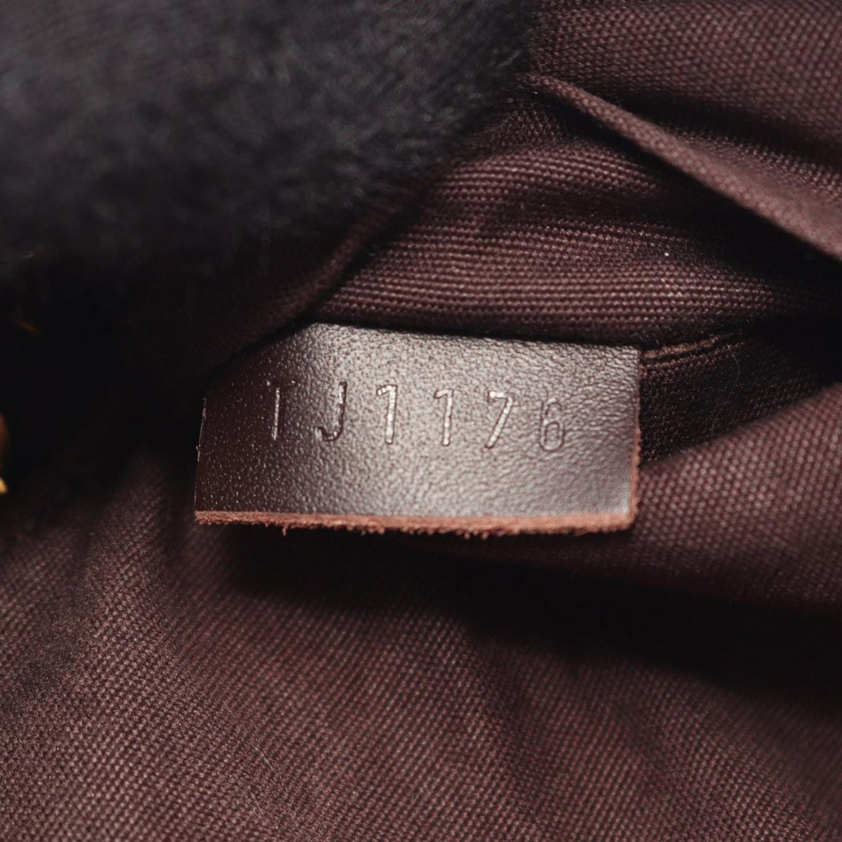 Louis Vuitton Monogram Vernis Pochette Felicie — Purple