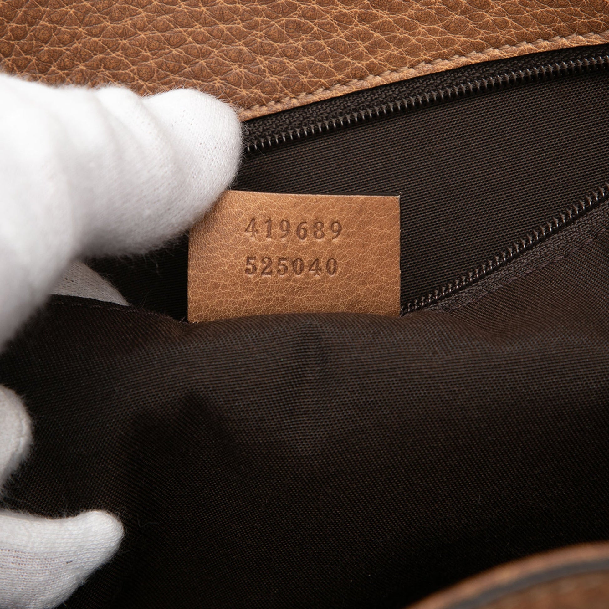 Gucci Medium Leather Gifford Tote