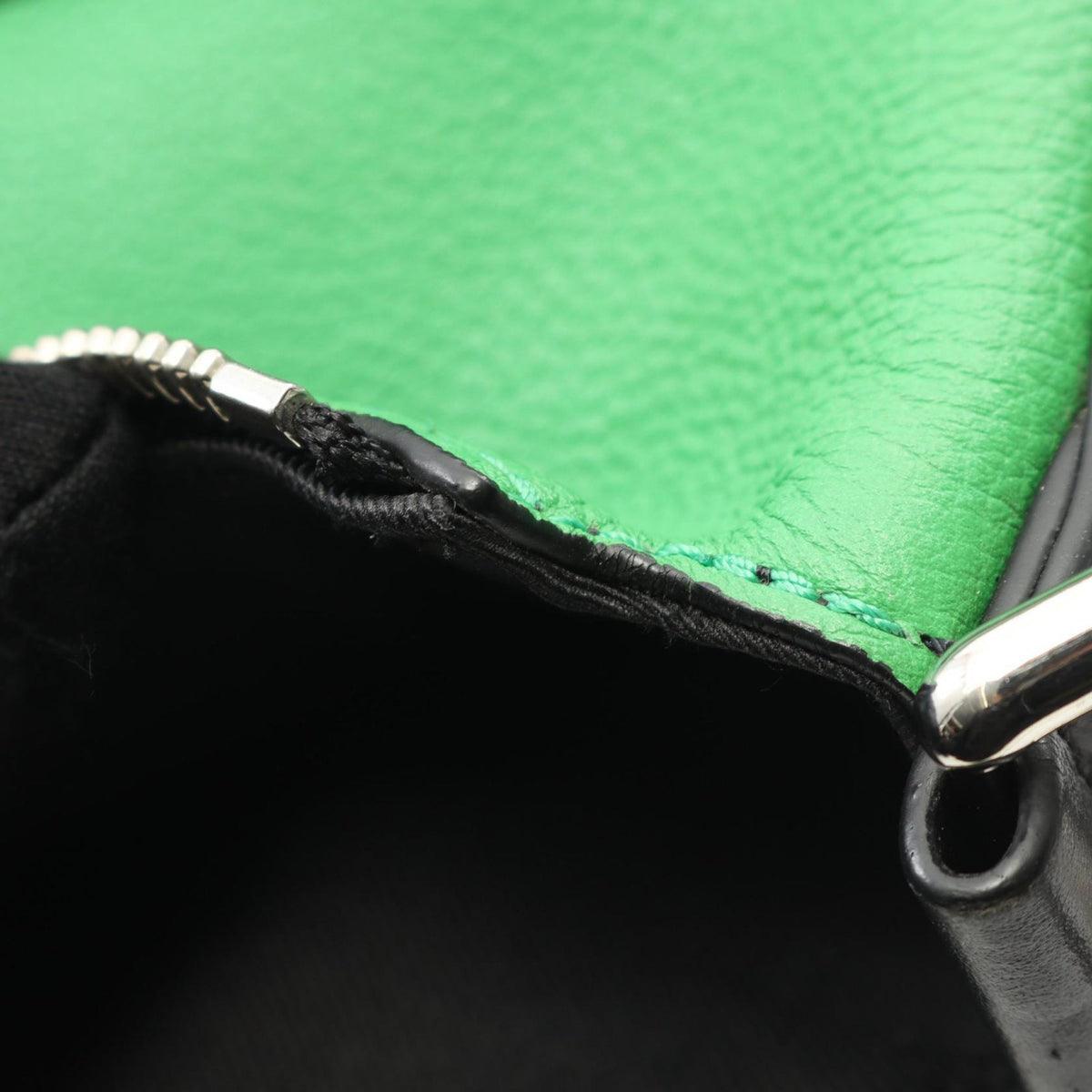 Louis Vuitton Leather Cruiser GM