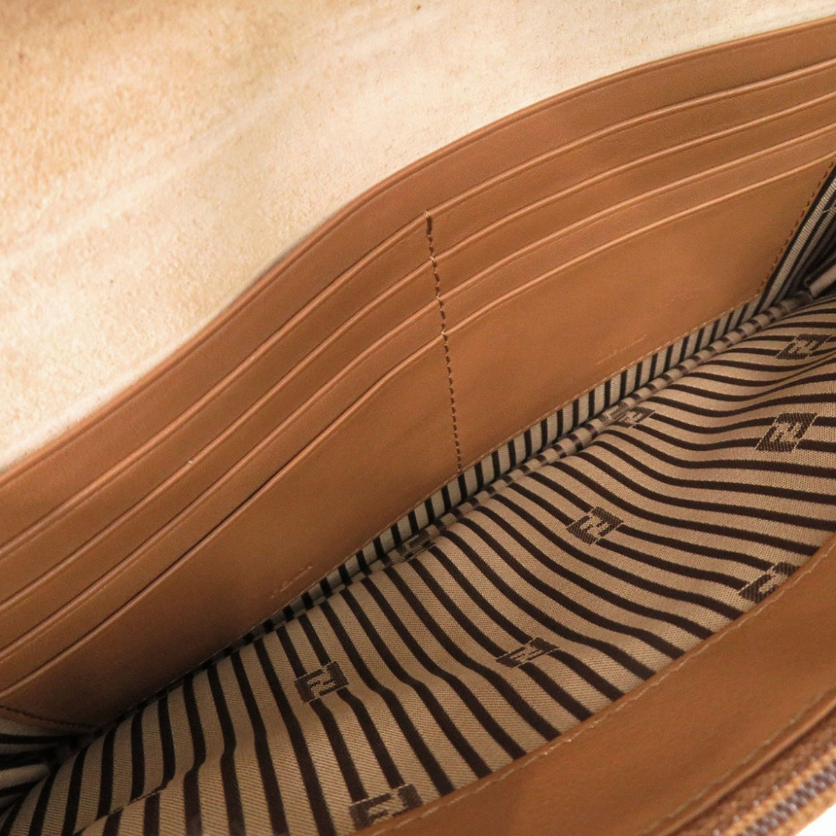 Fendi Bicolor Leather Chameleon Bustina Envelope Clutch — Beige