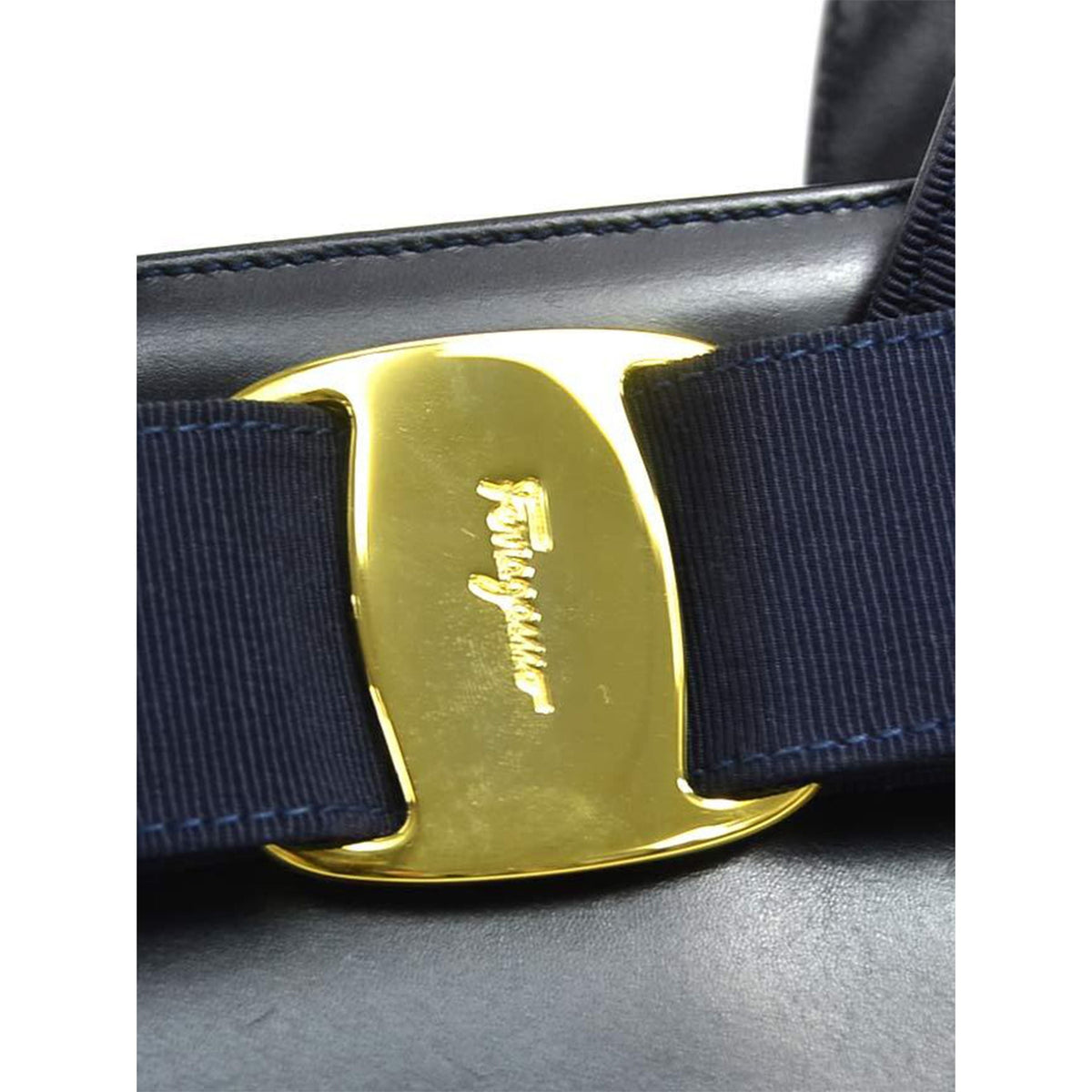 Ferragamo Leather Vara Bow Satchel — Black