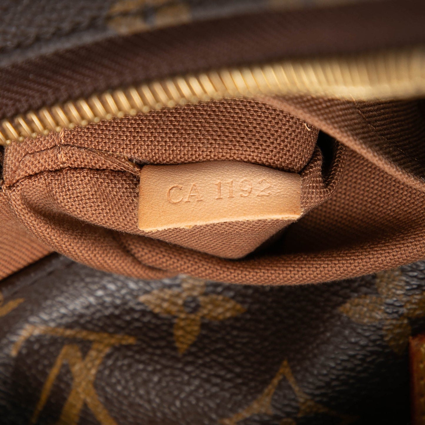 Louis Vuitton Monogram Sully PM
