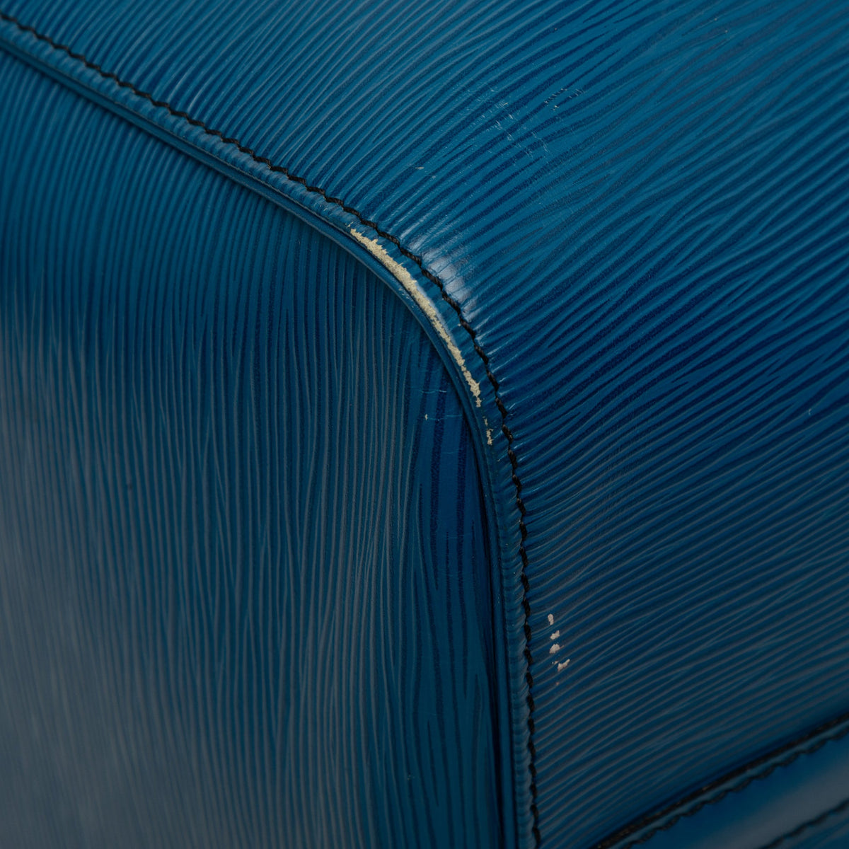 Louis Vuitton Epi Keepall 50