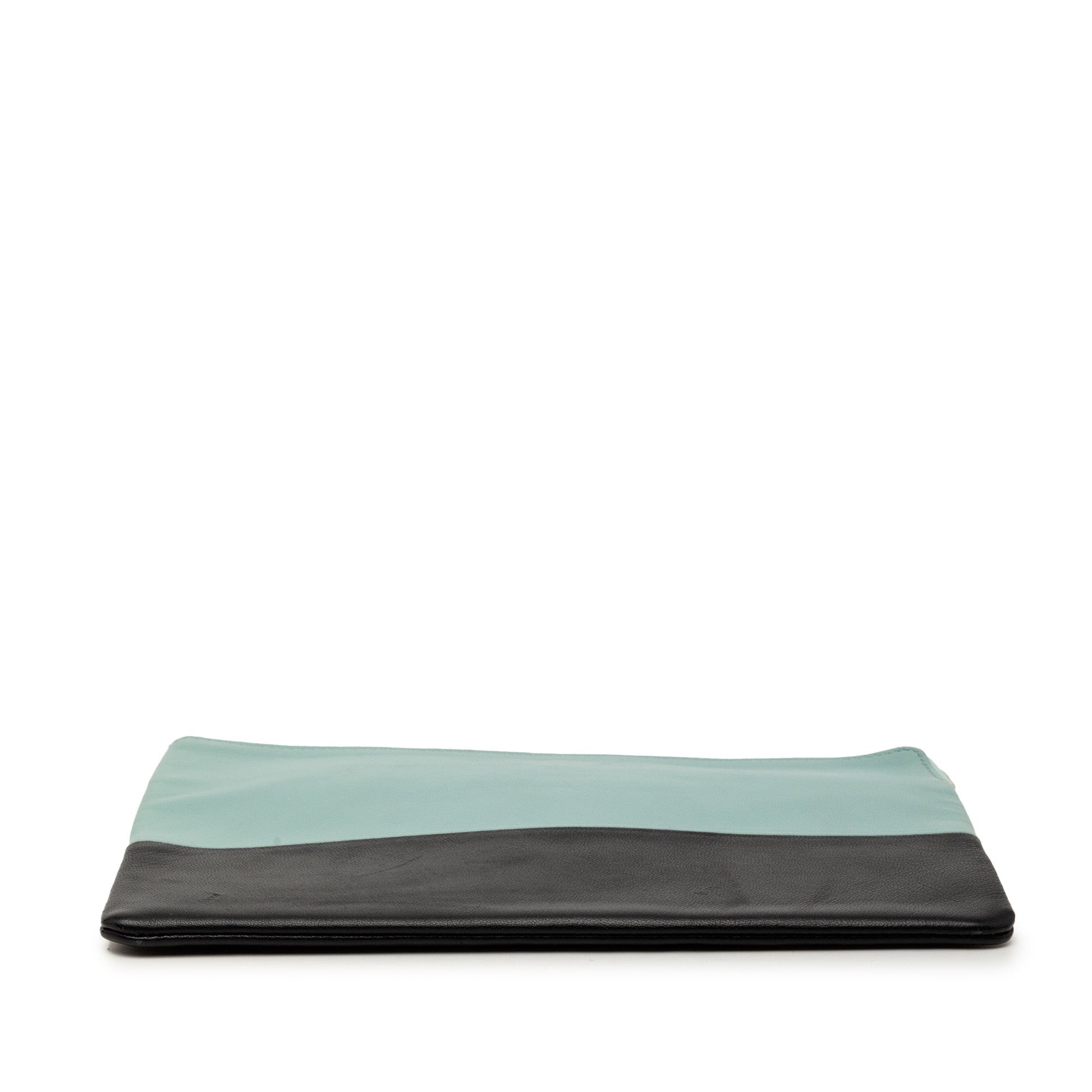 Bicolor Lambskin Solo Clutch
