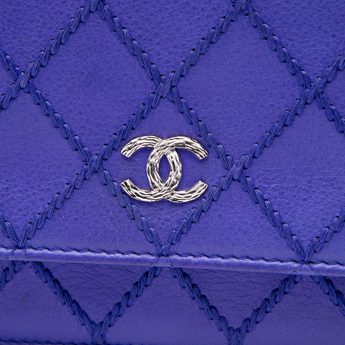 Chanel CC Quilted Calfskin Fancy Wallet On Chain — Purple