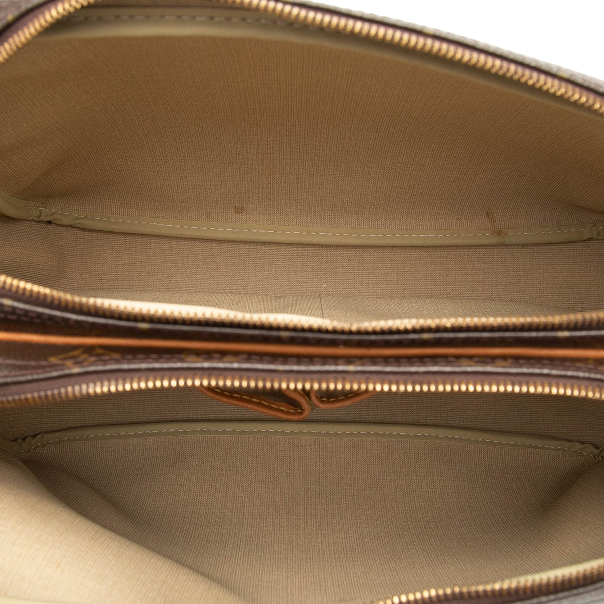 Louis Vuitton Monogram Reporter GM