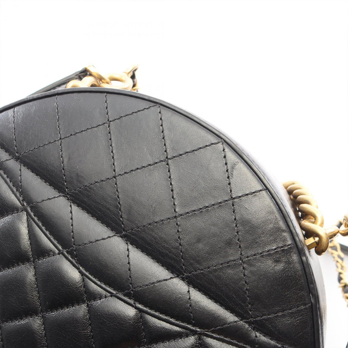 Chanel CC Quilted Lambskin Round Single Flap