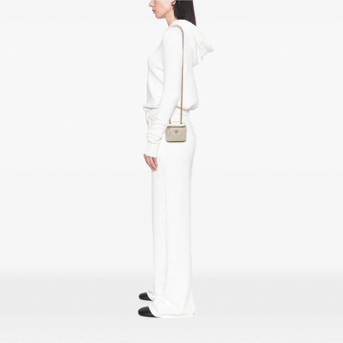 Chanel Mini CC Quilted Lambskin Pearl Crush Vanity Case With Chain — White