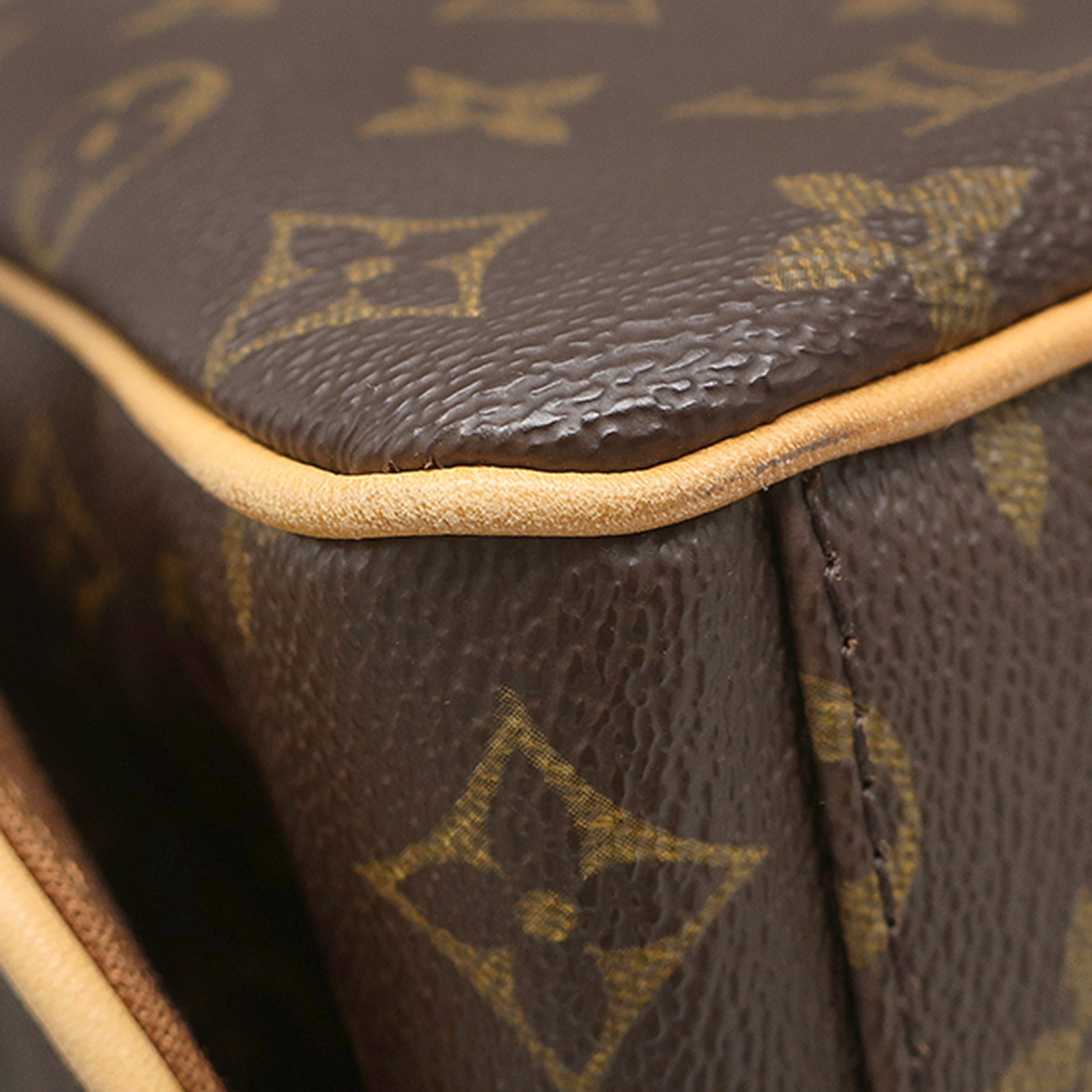 Louis Vuitton Monogram Abbesses