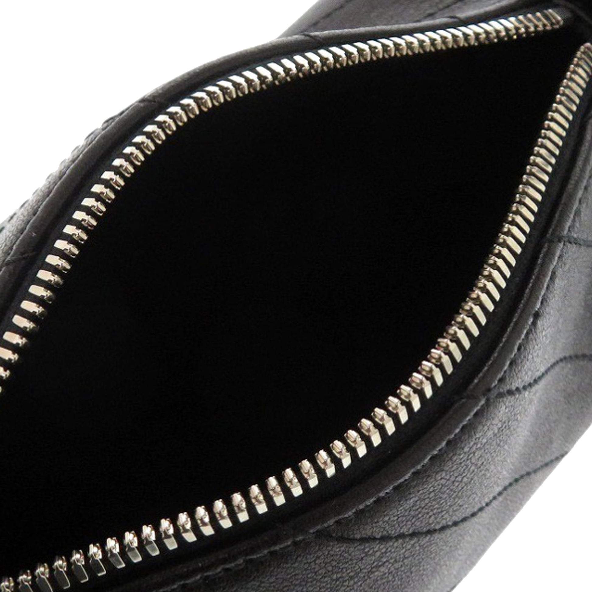 Gucci Mini Leather Blondie Barrel Shoulder Bag