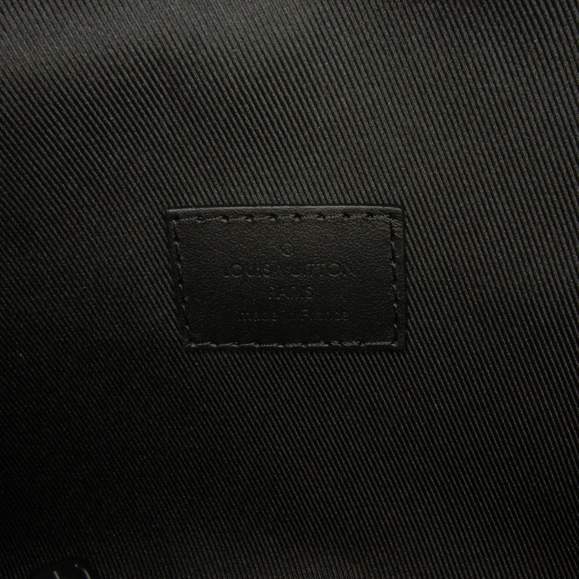 Louis Vuitton Monogram Taurillon Steamer Wearable Wallet