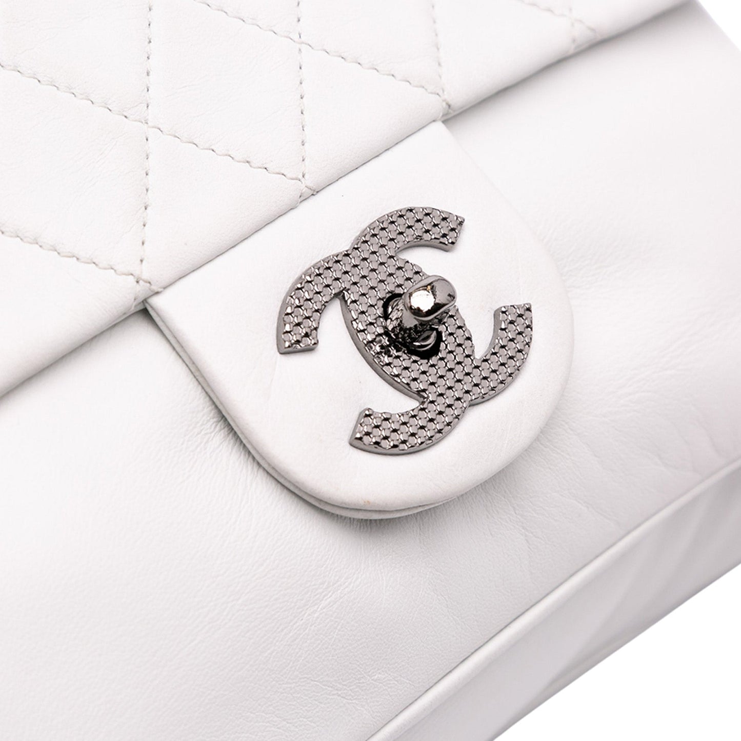 Chanel CC Quilted Soft Lambskin Chain Mail Shoulder Bag