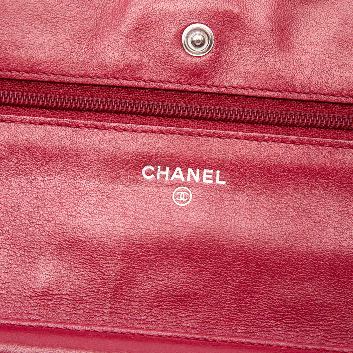 Chanel Quilted Patent Reissue 2.55 Wallet On Chain