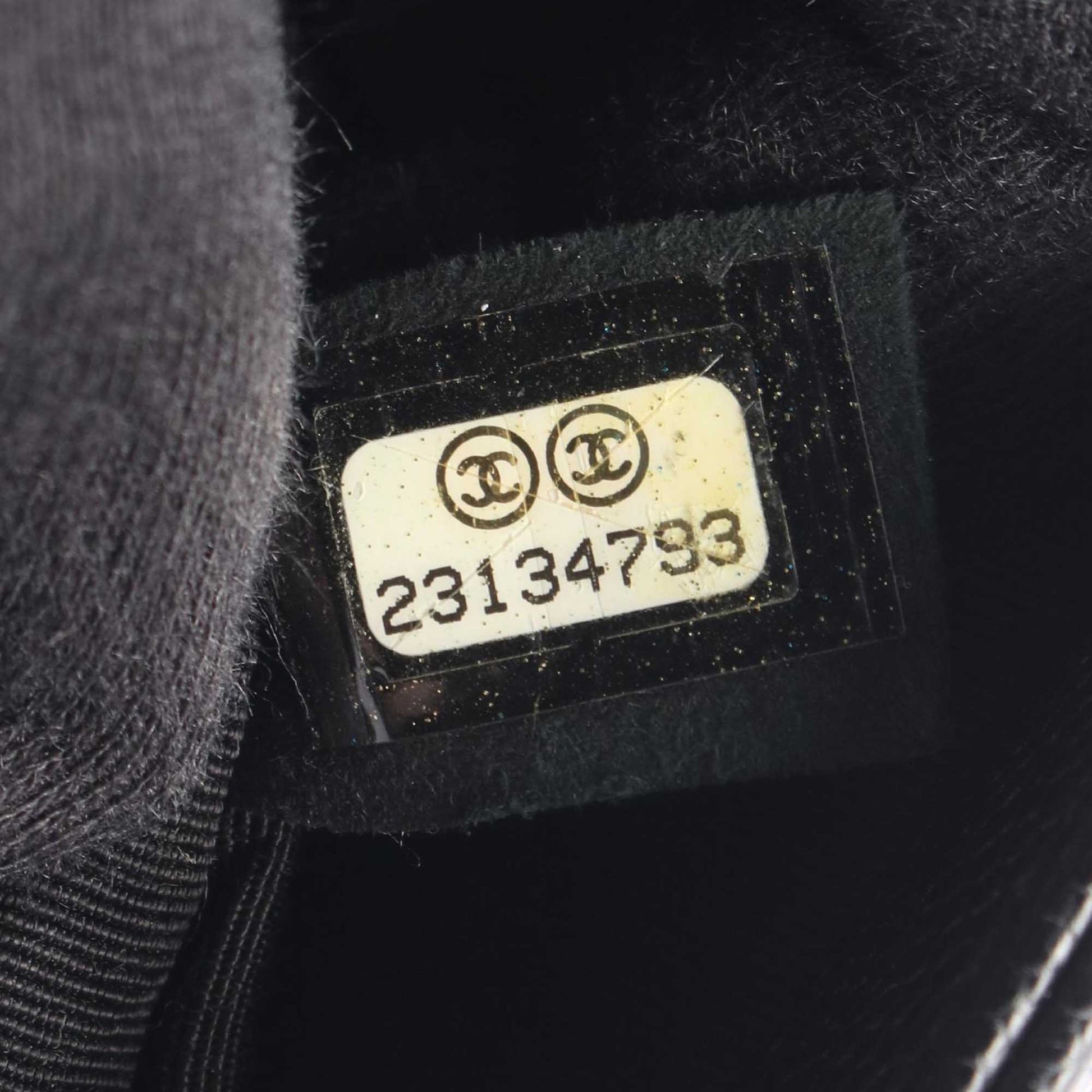 Chanel Old Medium Quilted Caviar Boy Flap