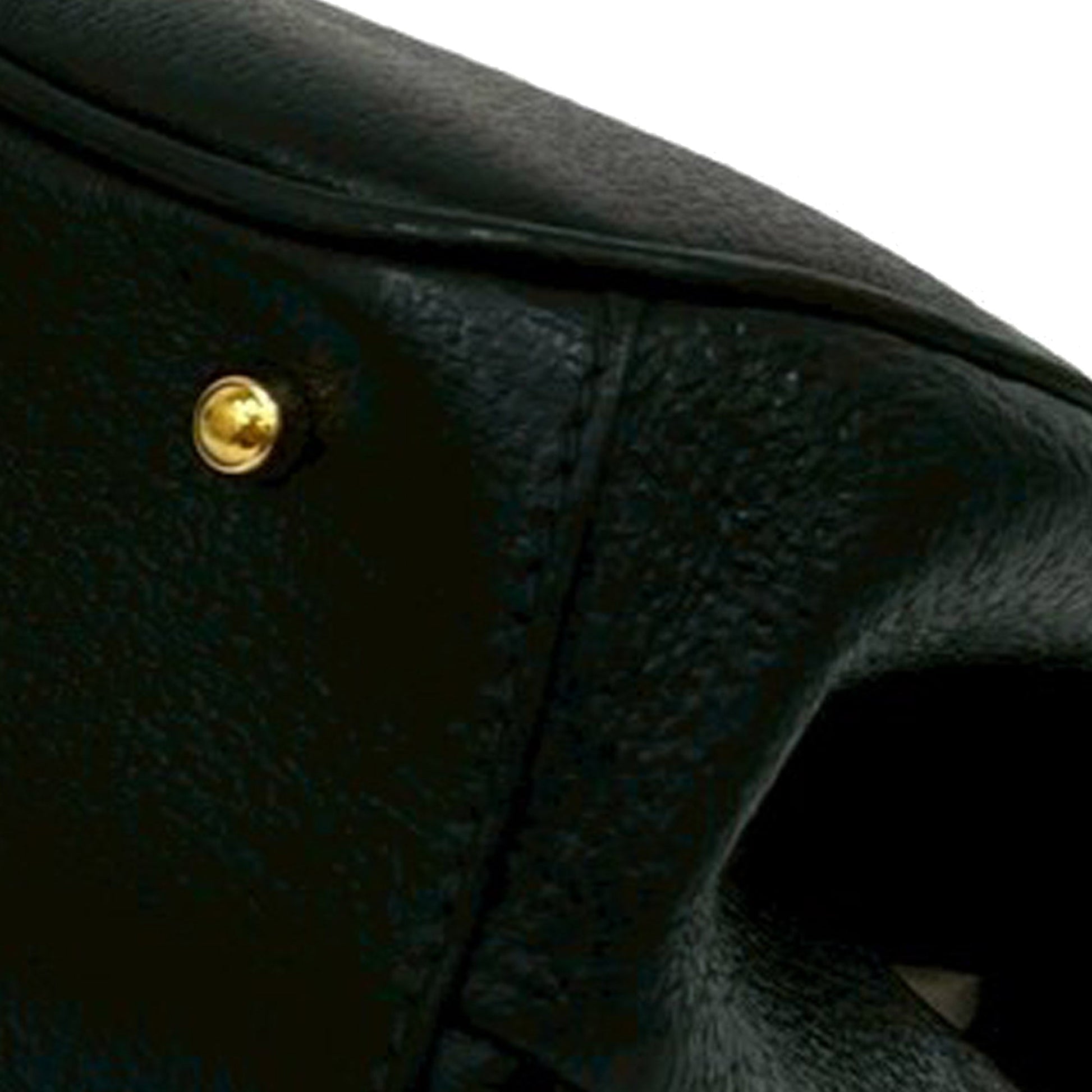 Gucci Medium Grained Calfskin Bamboo Lady Lock Handbag