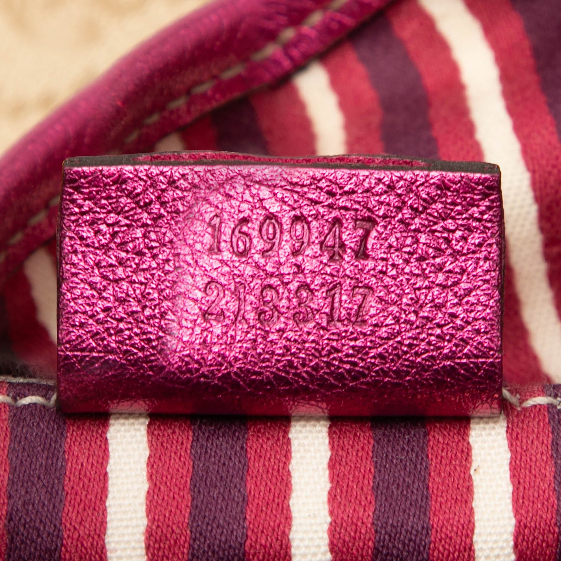 Gucci GG Canvas New Britt Hobo