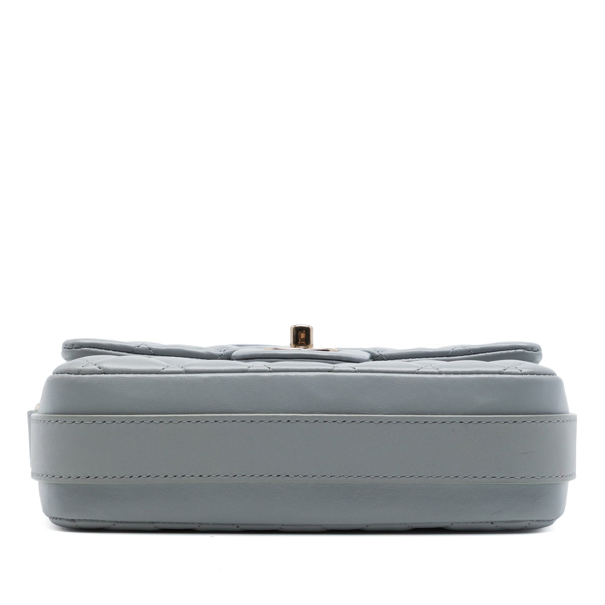 Chanel Quilted Calfskin Bolero de Chanel Flap