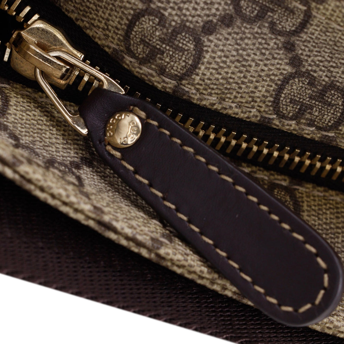 Gucci GG Supreme Crossbody