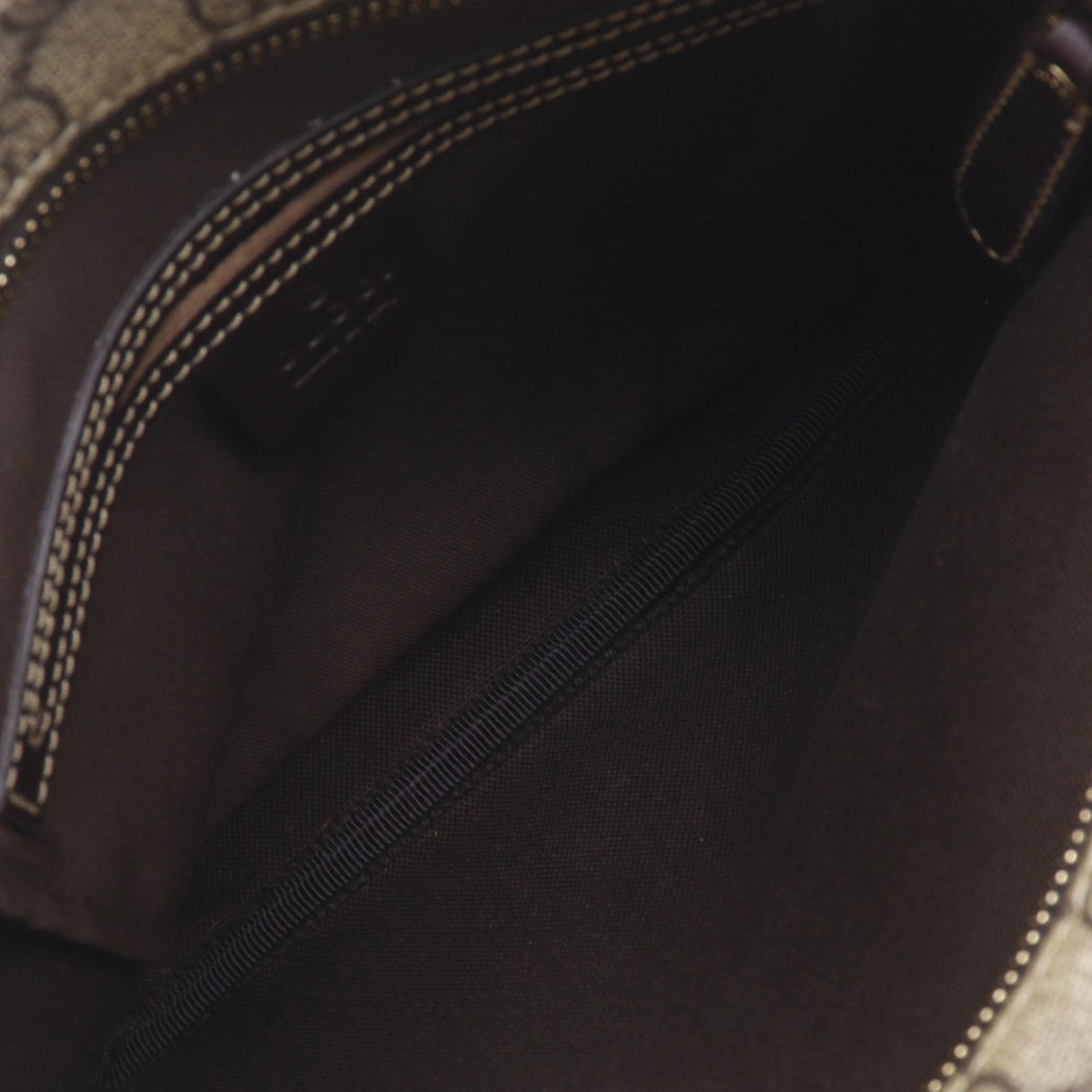 Gucci GG Supreme Crossbody