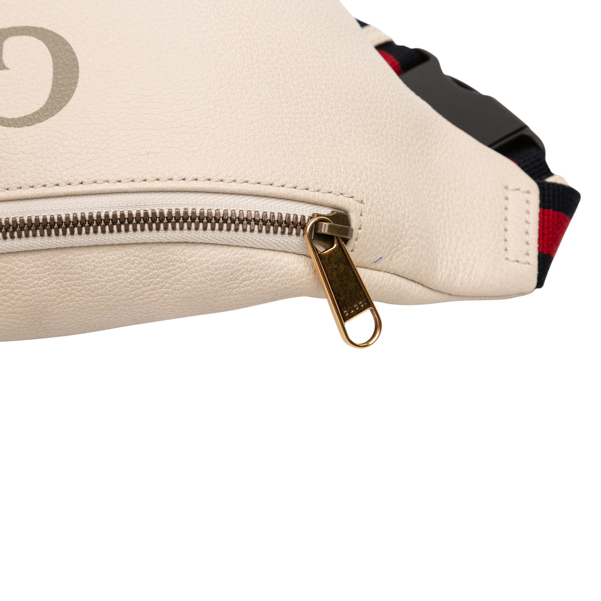 Gucci Leather Logo Belt Bag