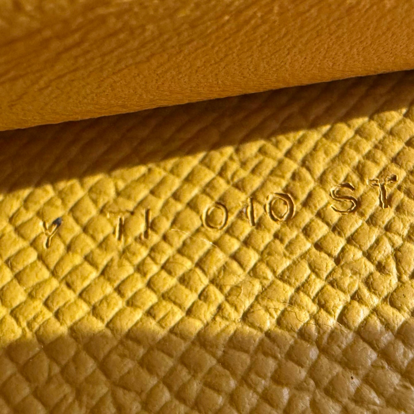 Epsom Kelly To Go Wallet
