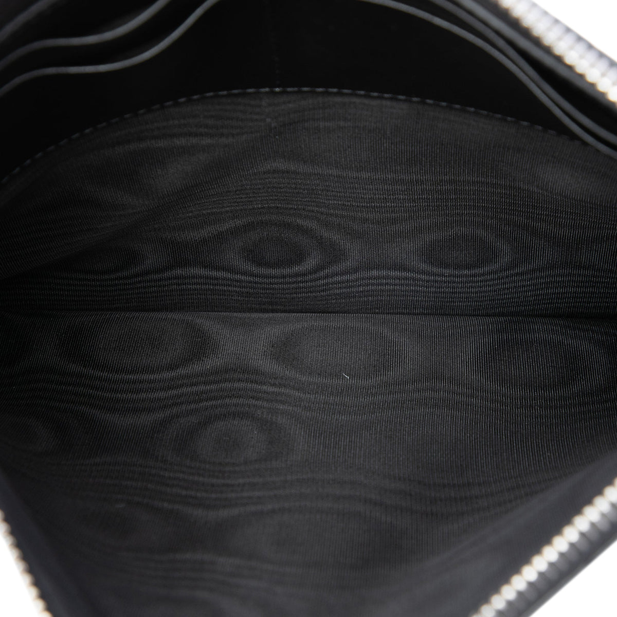 Gucci Microguccissima Clutch