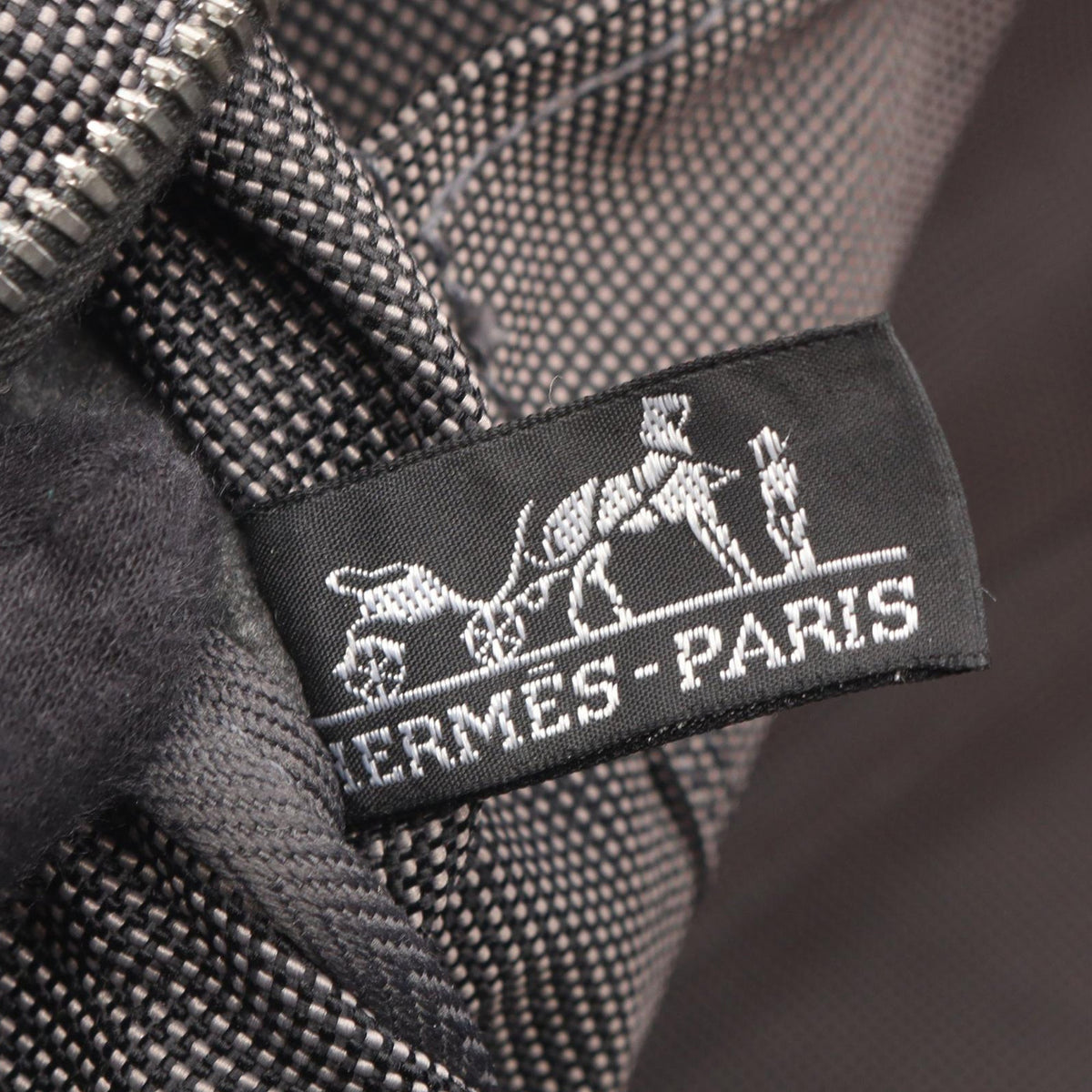 Hermès Canvas Herline MM — Gray