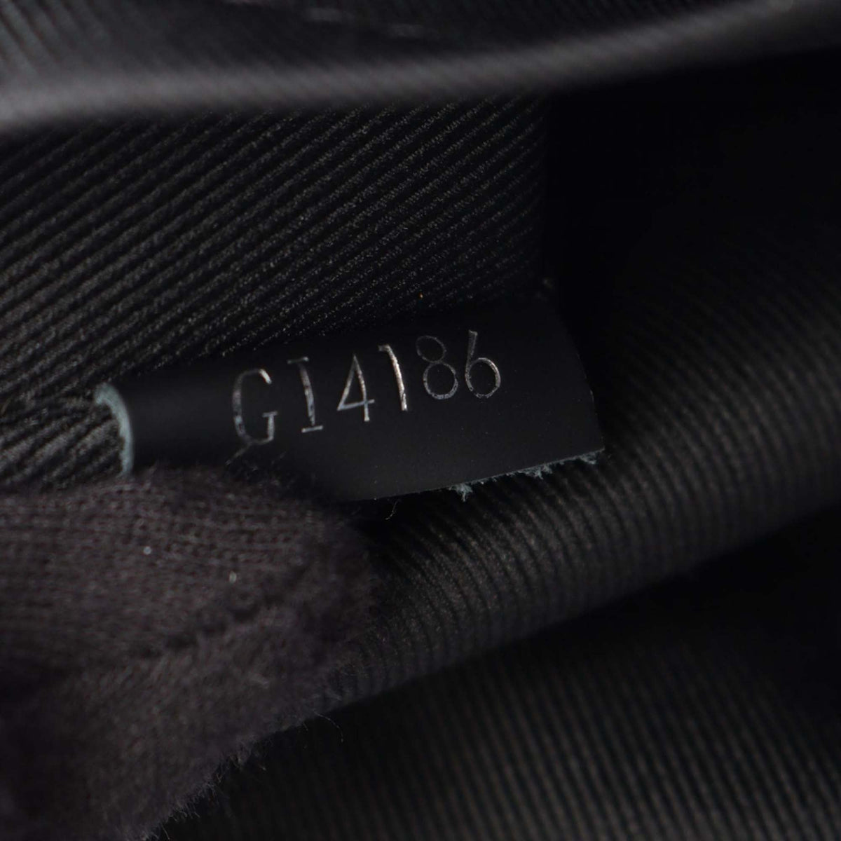 Louis Vuitton Damier Graphite District PM — Black