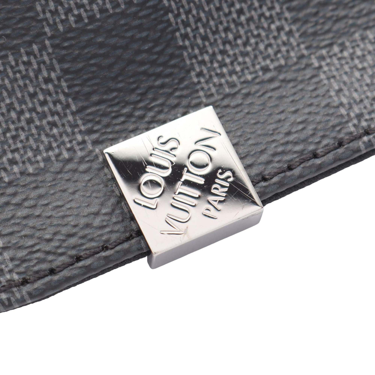 Louis Vuitton Damier Graphite District PM — Black