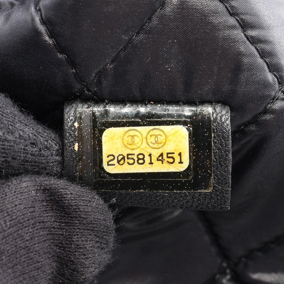 Chanel Medium Quilted Patent Double Stitch O Case Clutch — Black