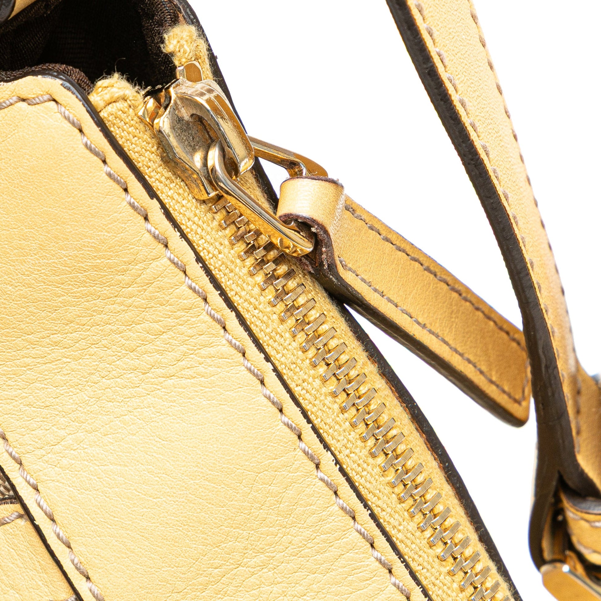 Gucci GG Canvas Abbey D Ring Crossbody