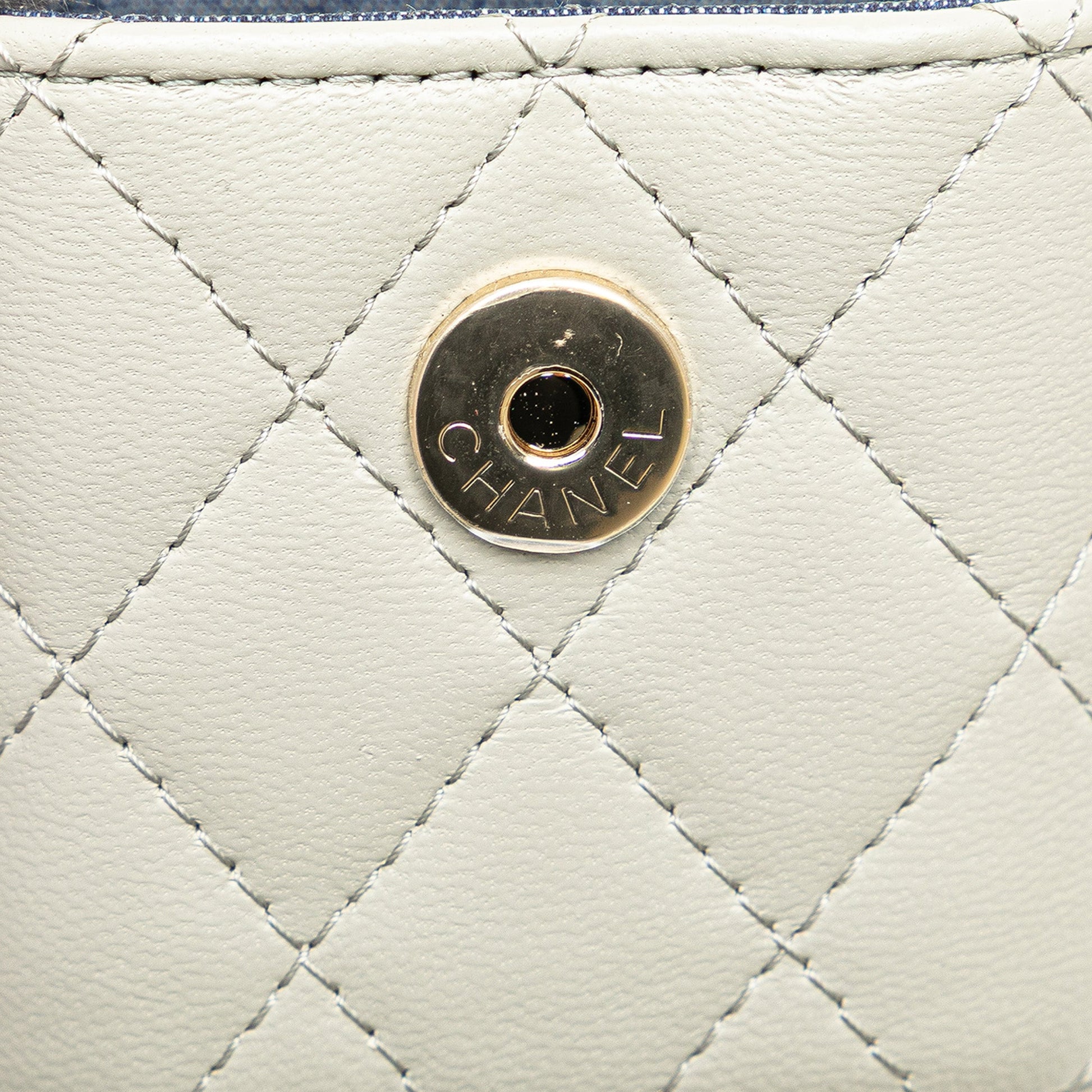 Chanel Mini Lambskin Elegant Chain Vanity Case